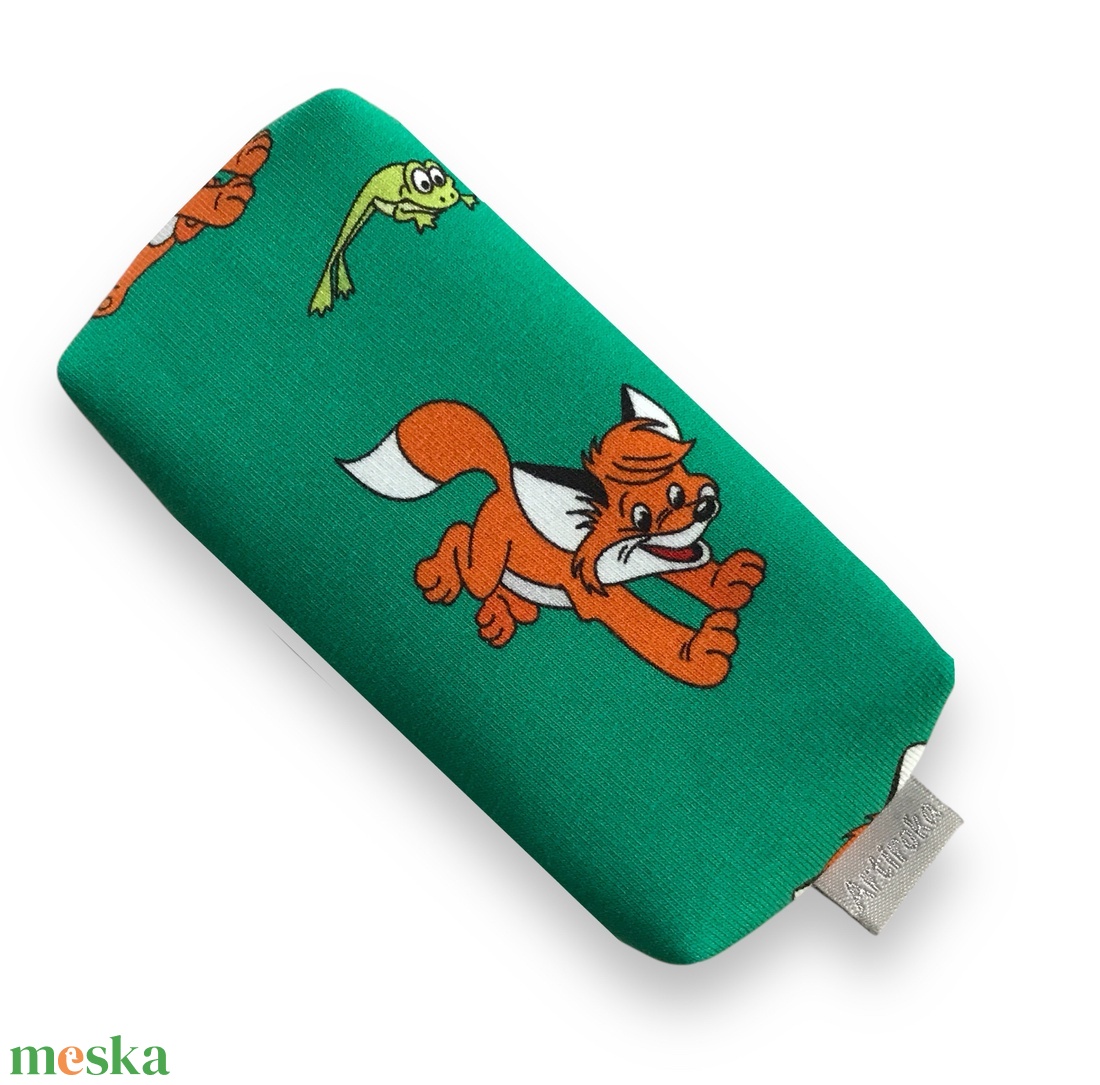 Vuk mintás bélelt papírzsebkendő tartó - Artiroka design - táska & tok - pénztárca & más tok - zsebkendőtartó tok - Meska.hu Vuk mintás bélelt papírzsebkendő tartó - Artiroka design - táska & tok - pénztárca & más tok - zsebkendőtartó tok - Meska.hu
