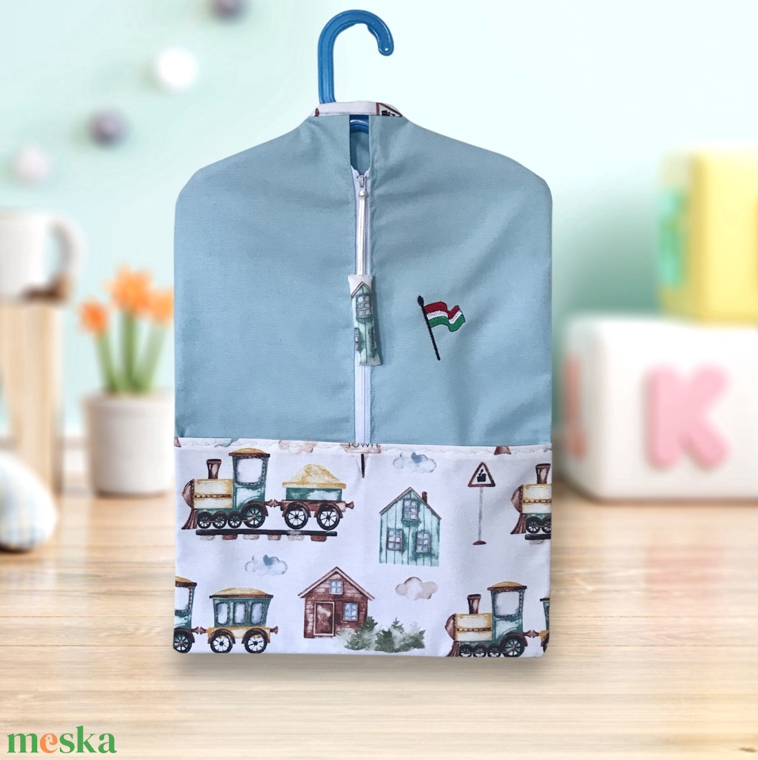 Vonat mintás ÓVODAI / OVIS ZSÁK akár szettben is - Artiroka design - játék & sport - ovis felszerelés - ovis zsák - Meska.hu Vonat mintás ÓVODAI / OVIS ZSÁK akár szettben is - Artiroka design - játék & sport - ovis felszerelés - ovis zsák - Meska.hu