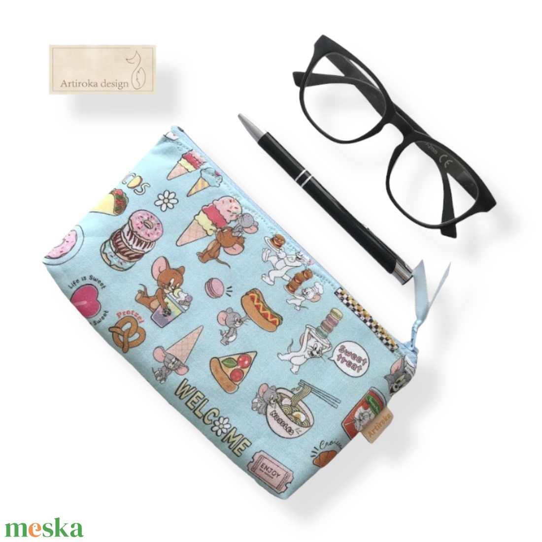 Ünnepi lakoma mintás, prémium tolltartó neszesszer - Tom és Jerry - Artiroka design - táska & tok - neszesszer - Meska.hu Ünnepi lakoma mintás, prémium tolltartó neszesszer - Tom és Jerry - Artiroka design - táska & tok - neszesszer - Meska.hu