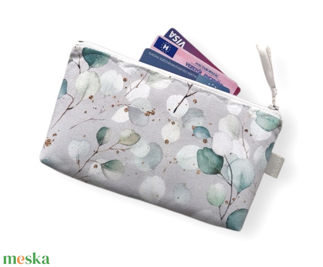 Eukaliptusz levél mintás prémium tolltartó neszesszer vagy irattartó pénztárca - Artiroka design - táska & tok - neszesszer - Meska.hu Eukaliptusz levél mintás prémium tolltartó neszesszer vagy irattartó pénztárca - Artiroka design - táska & tok - neszesszer - Meska.hu