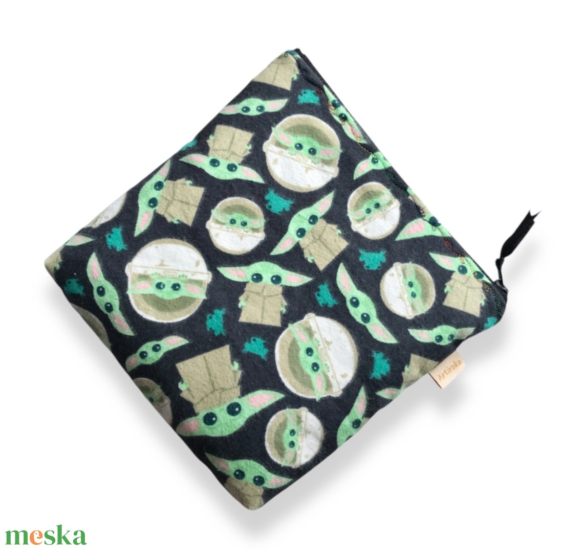Baby Yoda, Grogu mintás uzsonna neszesszer PUL béléssel, cipzárral - Star Wars - Yoda mester - Artiroka design - táska & tok - uzsonna- & ebéd tartó - szendvics csomagoló - Meska.hu Baby Yoda, Grogu mintás uzsonna neszesszer PUL béléssel, cipzárral - Star Wars - Yoda mester - Artiroka design - táska & tok - uzsonna- & ebéd tartó - szendvics csomagoló - Meska.hu
