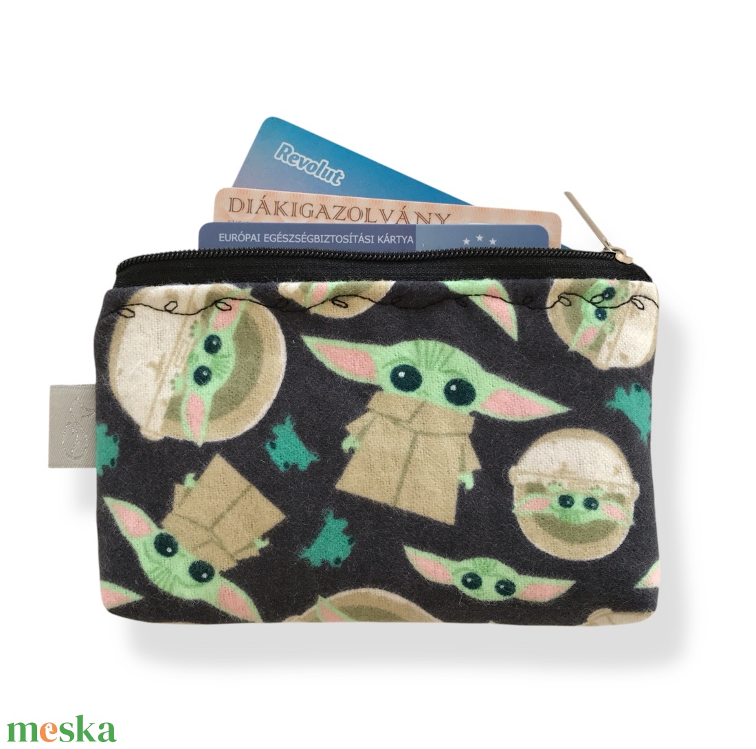 Grogu mintás irattartó pénztárca - Star Wars - táska & tok - pénztárca & más tok - pénztárca - gyerek pénztárca - Meska.hu Grogu mintás irattartó pénztárca - Star Wars - táska & tok - pénztárca & más tok - pénztárca - gyerek pénztárca - Meska.hu