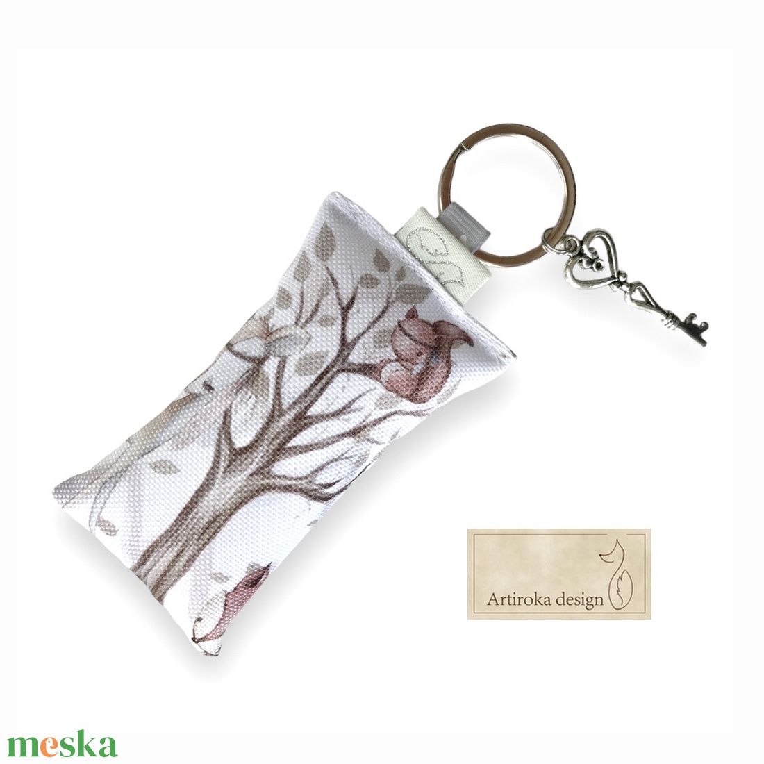 Mókus, őzike és bagoly az erdőben mintás kulcstartó, kis vintage kulcs medállal - Artiroka design - táska & tok - kulcstartó & táskadísz - kulcstartó - Meska.hu Mókus, őzike és bagoly az erdőben mintás kulcstartó, kis vintage kulcs medállal - Artiroka design - táska & tok - kulcstartó & táskadísz - kulcstartó - Meska.hu