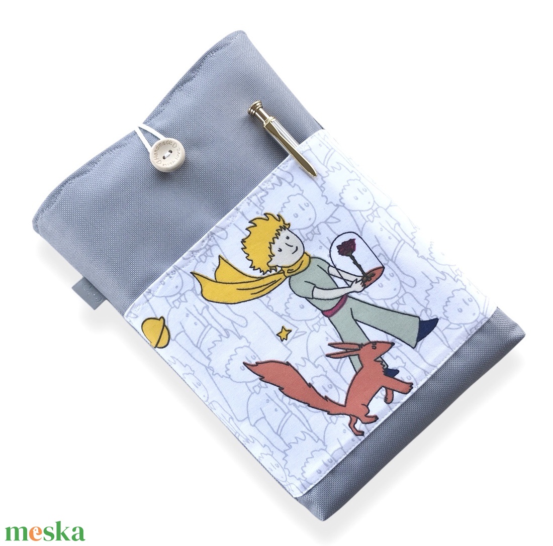 A kis herceg mintás vízálló,  zsebes könyvtok gombos zárral  -  Artiroka design  - könyv & zene - könyvtok - Meska.hu