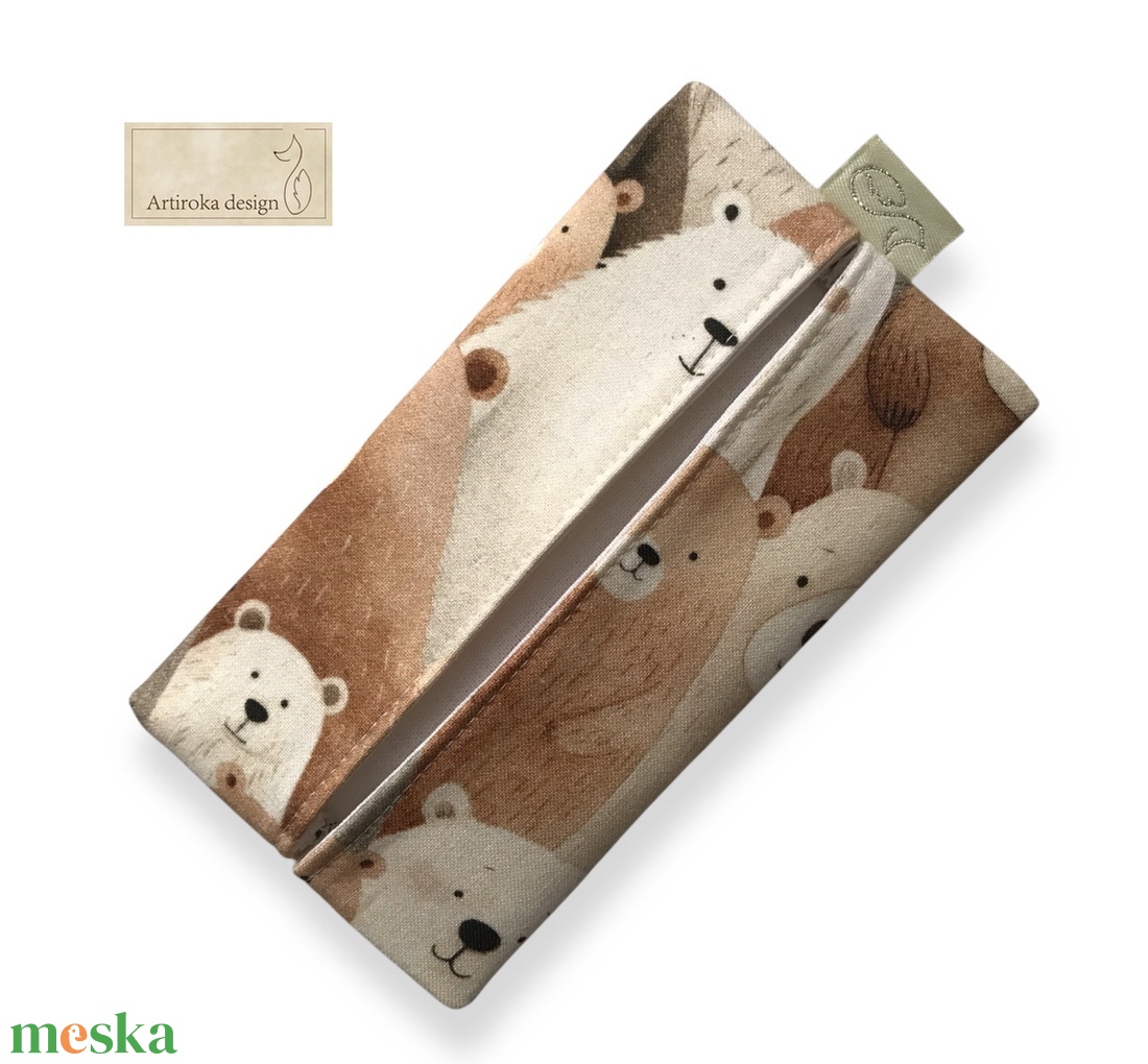 Mackó család mintás prémium pamut, papírzsebkendő tartó - Artiroka design - táska & tok - pénztárca & más tok - zsebkendőtartó tok - Meska.hu Mackó család mintás prémium pamut, papírzsebkendő tartó - Artiroka design - táska & tok - pénztárca & más tok - zsebkendőtartó tok - Meska.hu