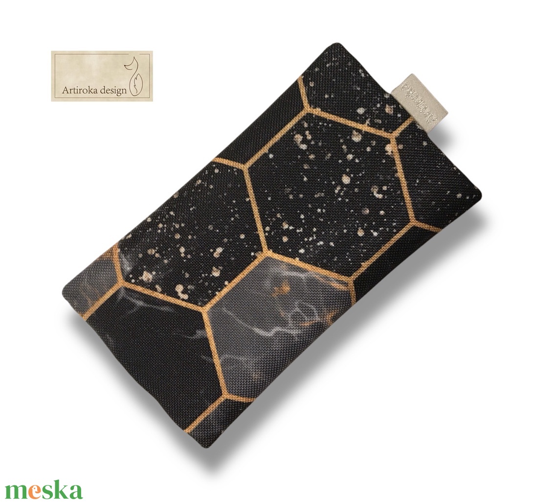 Elegáns, fekete méhsejt mintás vízálló papírzsebkendő tartó - Artiroka design - táska & tok - pénztárca & más tok - zsebkendőtartó tok - Meska.hu Elegáns, fekete méhsejt mintás vízálló papírzsebkendő tartó - Artiroka design - táska & tok - pénztárca & más tok - zsebkendőtartó tok - Meska.hu