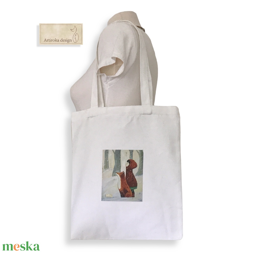 Kislány rókával - egyedi fehér válltáska, shopper - Artiroka design - táska & tok - bevásárlás & shopper táska - shopper, textiltáska, szatyor - Meska.hu Kislány rókával - egyedi fehér válltáska, shopper - Artiroka design - táska & tok - bevásárlás & shopper táska - shopper, textiltáska, szatyor - Meska.hu