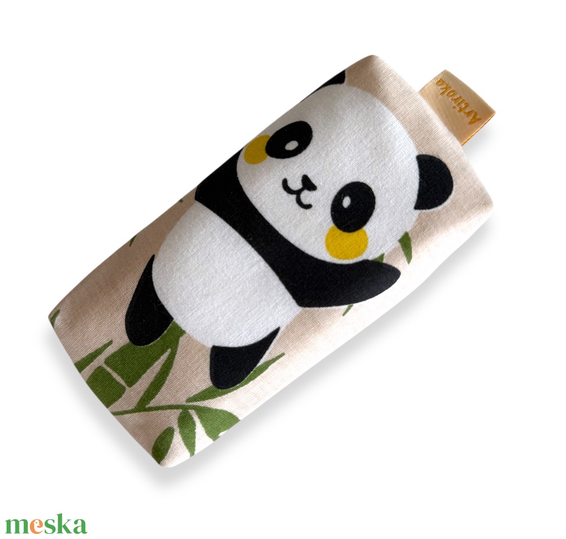 Panda mackó mintás pamut textilből készült papírzsebkendő tartó  - Artiroka design - táska & tok - pénztárca & más tok - zsebkendőtartó tok - Meska.hu