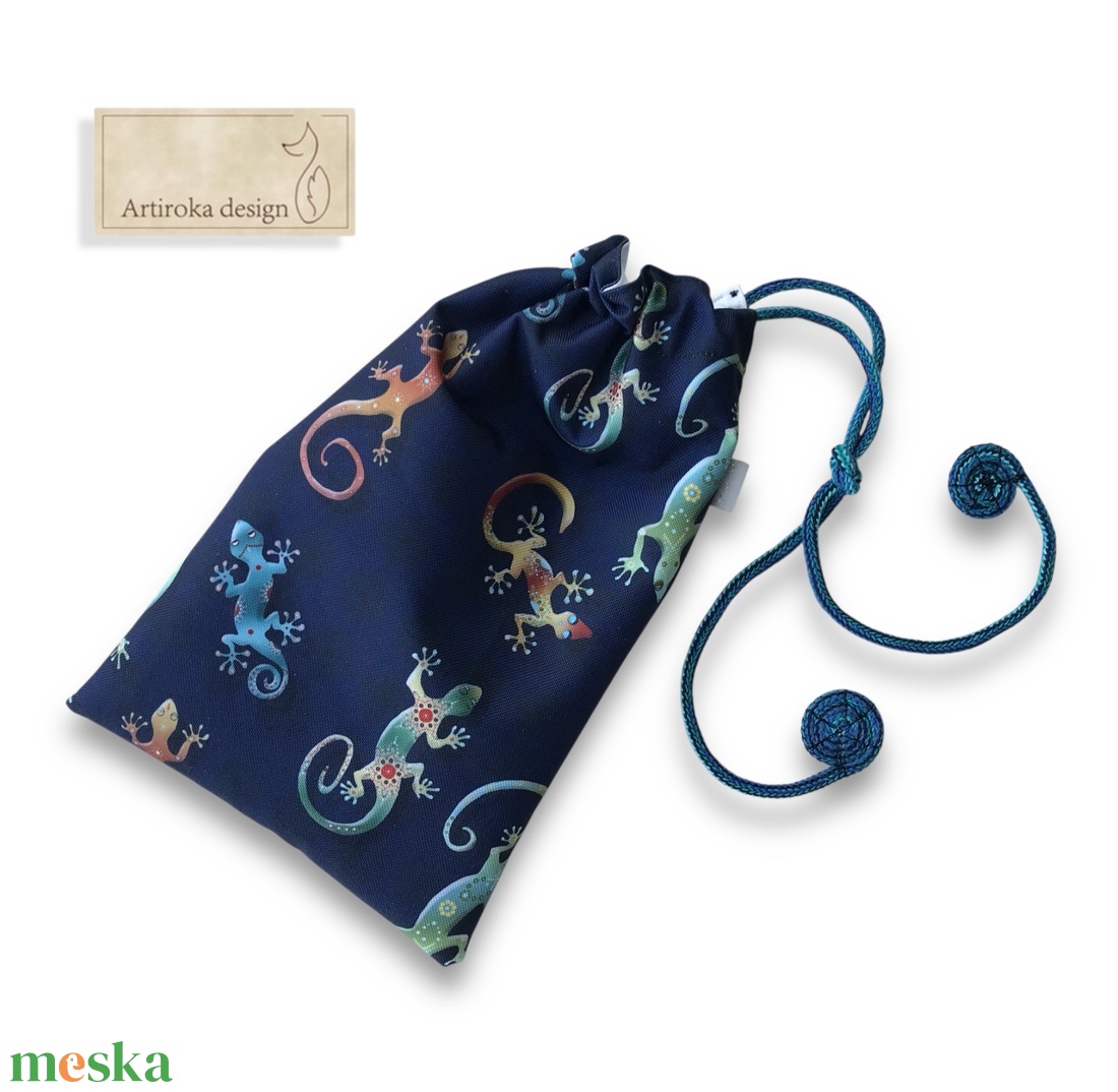 Gekko mintás bélelt, tisztasági csomag tartó - Artiroka design - játék & sport - ovis felszerelés - tisztasági csomag - Meska.hu Gekko mintás bélelt, tisztasági csomag tartó - Artiroka design - játék & sport - ovis felszerelés - tisztasági csomag - Meska.hu