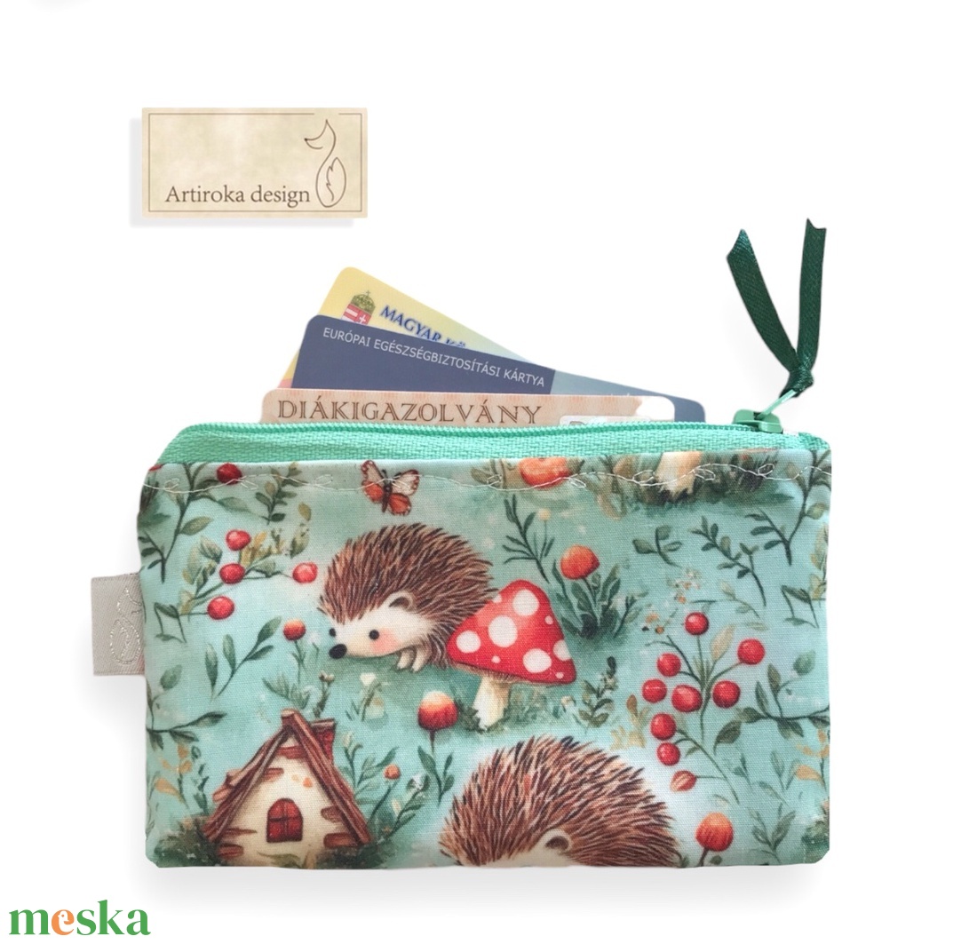 Süni a mezőn piros pöttyös gombákkal mintás  irattartó pénztárca  - Artiroka design  - táska & tok - pénztárca & más tok - kártyatartó & irattartó - Meska.hu