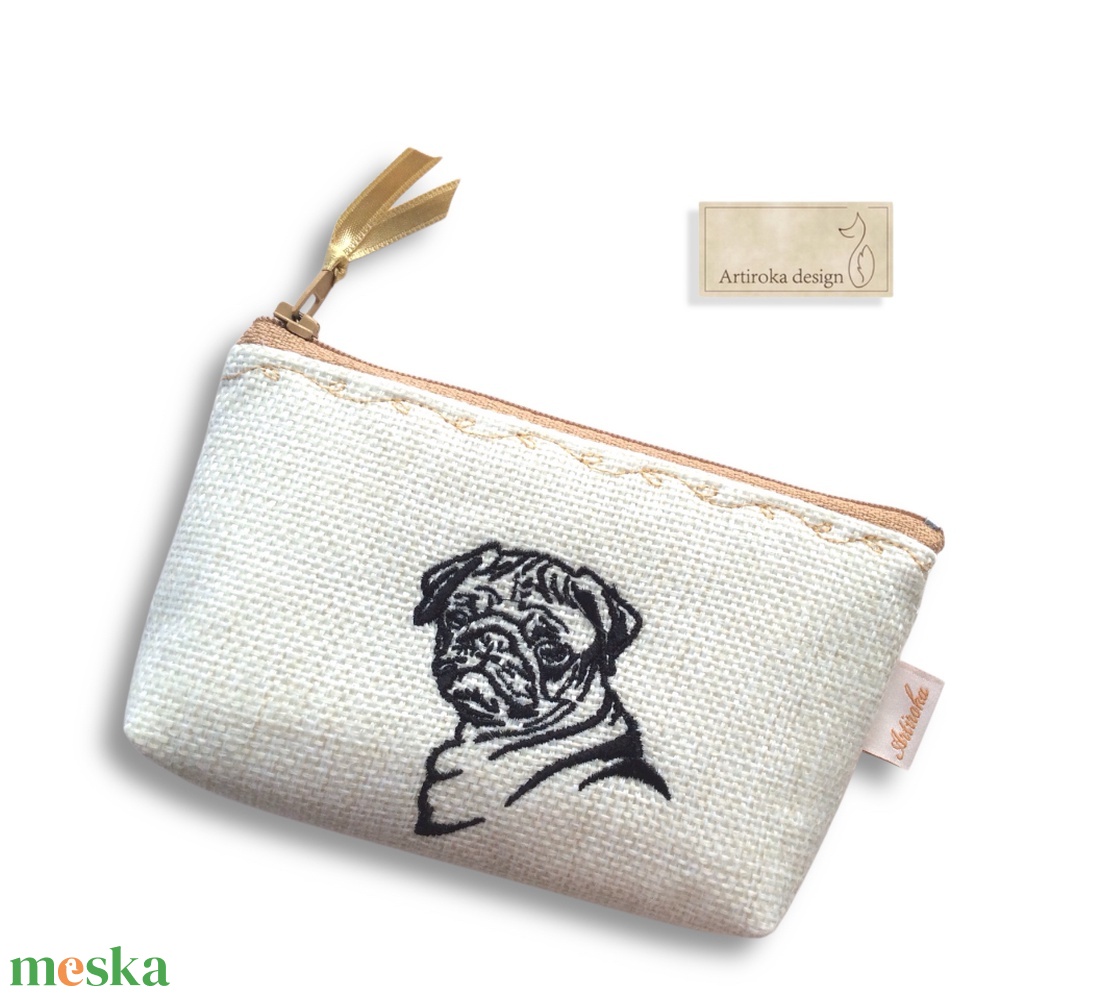 Mopsz kutya mintás, hímzett irattartó pénztárca - Artiroka design - táska & tok - pénztárca & más tok - kártyatartó & irattartó - Meska.hu Mopsz kutya mintás, hímzett irattartó pénztárca - Artiroka design - táska & tok - pénztárca & más tok - kártyatartó & irattartó - Meska.hu