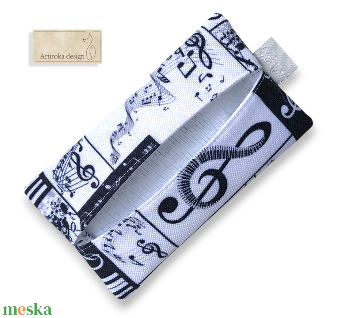 Zsebkendőtartó gitár és hangjegyek mintával - Artiroka design - táska & tok - pénztárca & más tok - zsebkendőtartó tok - Meska.hu Zsebkendőtartó gitár és hangjegyek mintával - Artiroka design - táska & tok - pénztárca & más tok - zsebkendőtartó tok - Meska.hu