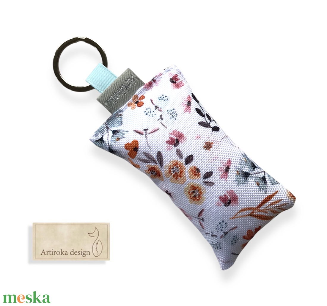 Őszi virágok és levelek mintás, egyedi kulcstartó - Artiroka design - táska & tok - kulcstartó & táskadísz - kulcstartó - Meska.hu Őszi virágok és levelek mintás, egyedi kulcstartó - Artiroka design - táska & tok - kulcstartó & táskadísz - kulcstartó - Meska.hu