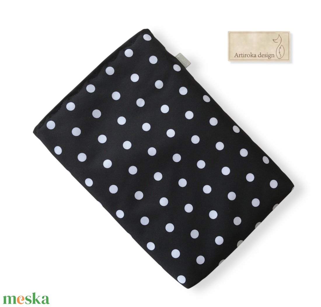 Bélelt, vízálló könyvtok, fekete - fehér pöttyös  - Artiroka design - könyv & zene - könyvtok - Meska.hu