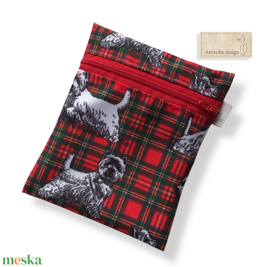 Vízálló egészségügyi betét vagy kiállást jutalomfalat tartó Westie kutya mintával - Artiroka design - otthon & életmód - kisállatoknak - kutyáknak - jutalomfalat tartó - Meska.hu