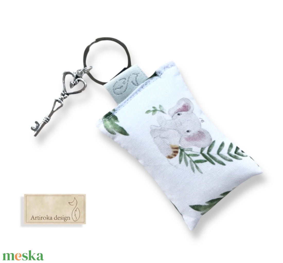 Elefánt a pálmafa levelek között mintás kulcstartó - Artiroka design  - táska & tok - kulcstartó & táskadísz - kulcstartó - Meska.hu
