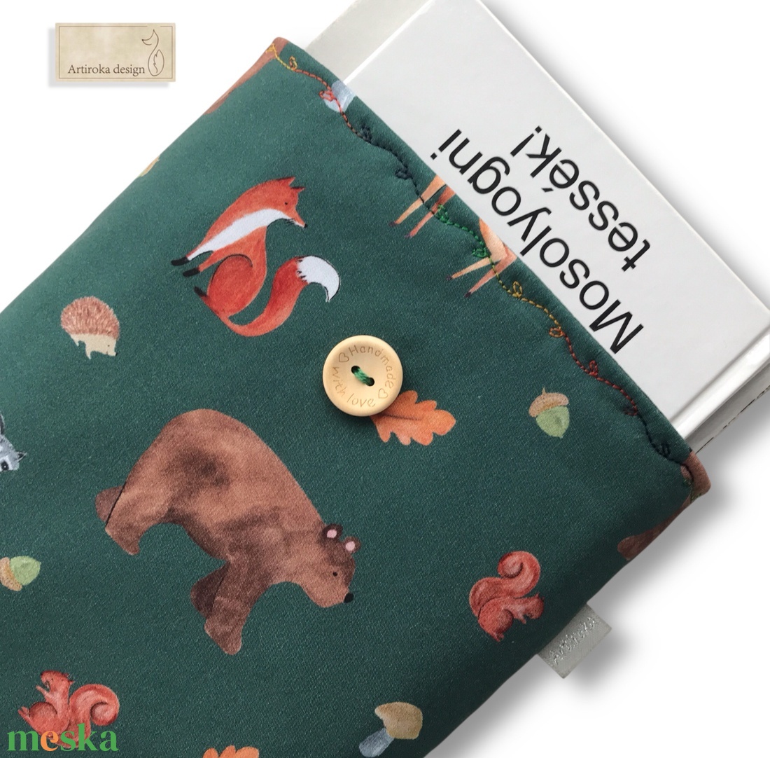 Könyvtok erdei állatok mintával, gombos zárral  - Artiroka design - könyv & zene - könyvtok - Meska.hu