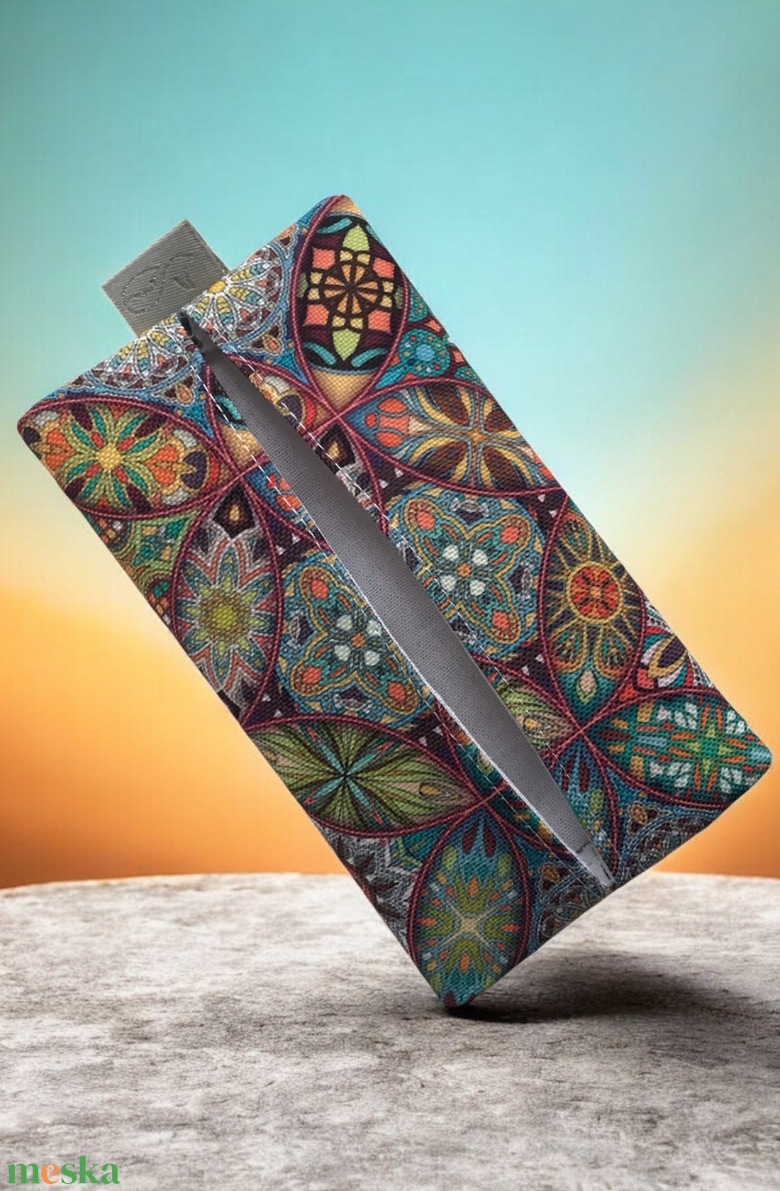 Zsebkendő tartó - színes mandala mintával   - Artiroka design - táska & tok - pénztárca & más tok - zsebkendőtartó tok - Meska.hu