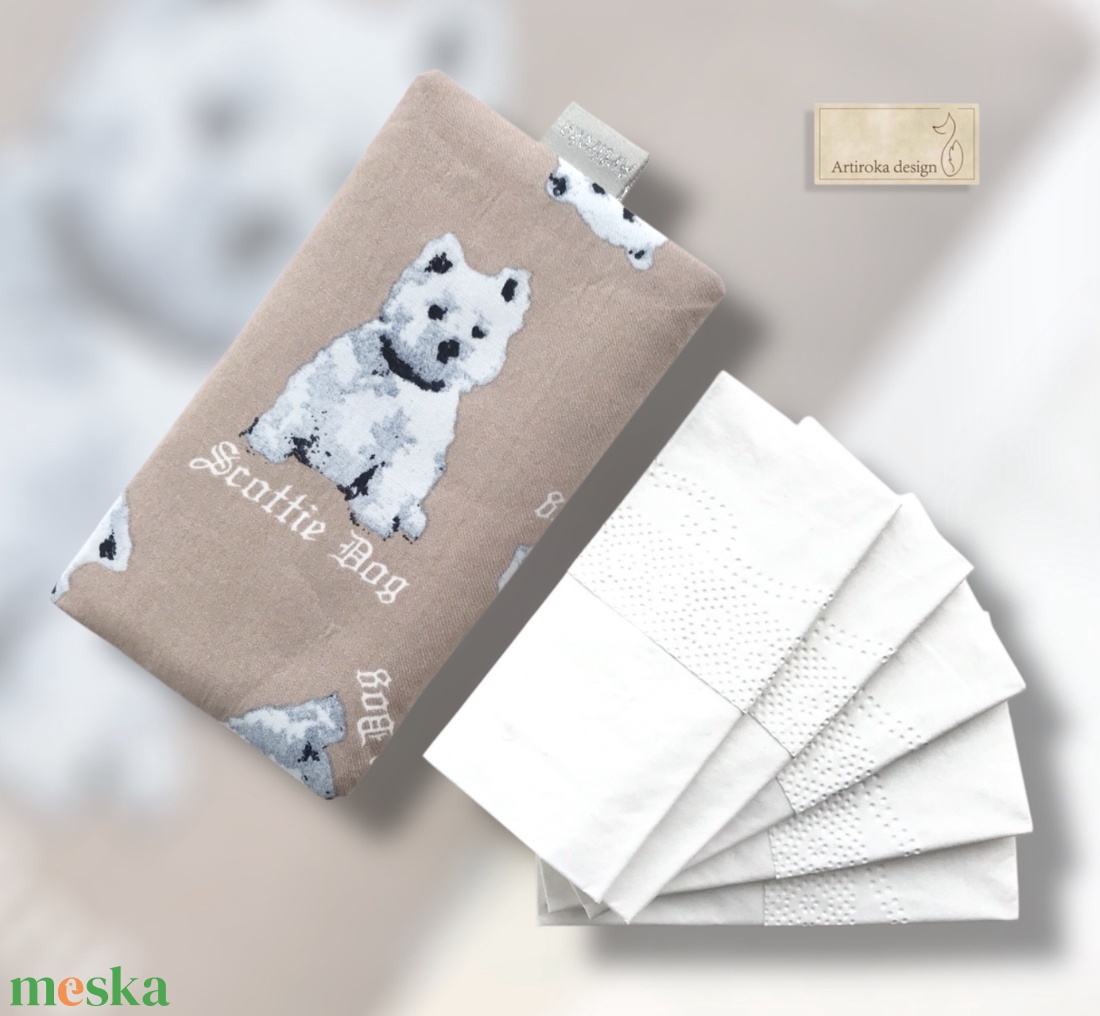 Fekete színű, tacskó kutya  mintás bélelt papírzsebkendő tartó - Artiroka design - táska & tok - pénztárca & más tok - zsebkendőtartó tok - Meska.hu