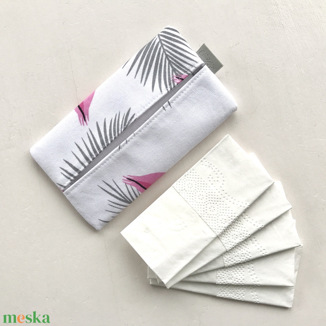 Retro fényképezőgép  mintás bélelt papírzsebkendő tartó - Artiroka design - táska & tok - pénztárca & más tok - zsebkendőtartó tok - Meska.hu