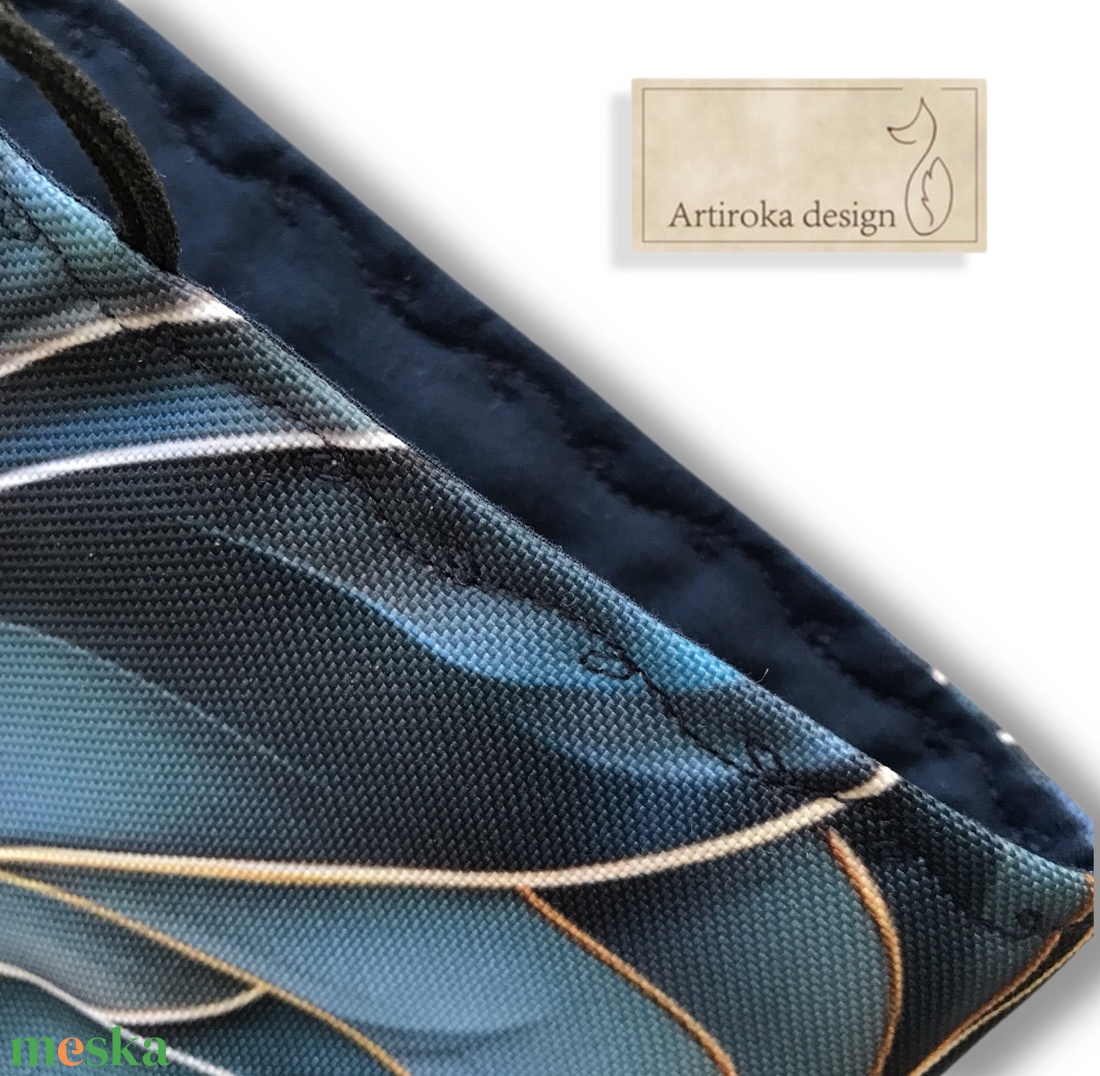 Bélelt könyvtok, vízálló textilből, kék mintával  -  Artiroka design  - könyv & zene - könyvtok - Meska.hu