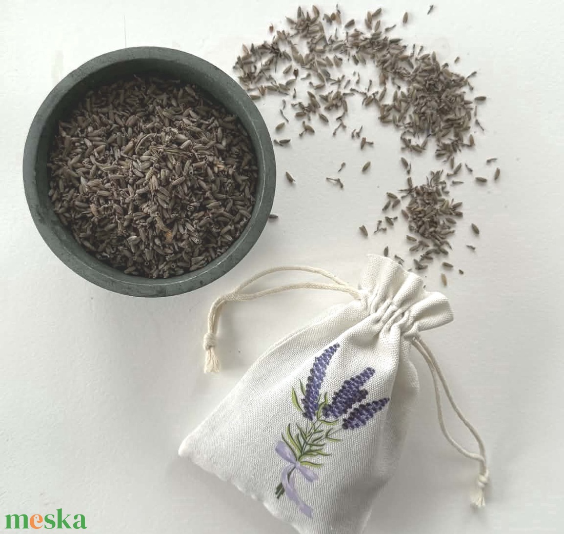 Levendulazsák, szárított levendulavirággal töltve -  Artiroka design  - otthon & életmód - autó - autós illatosító - Meska.hu