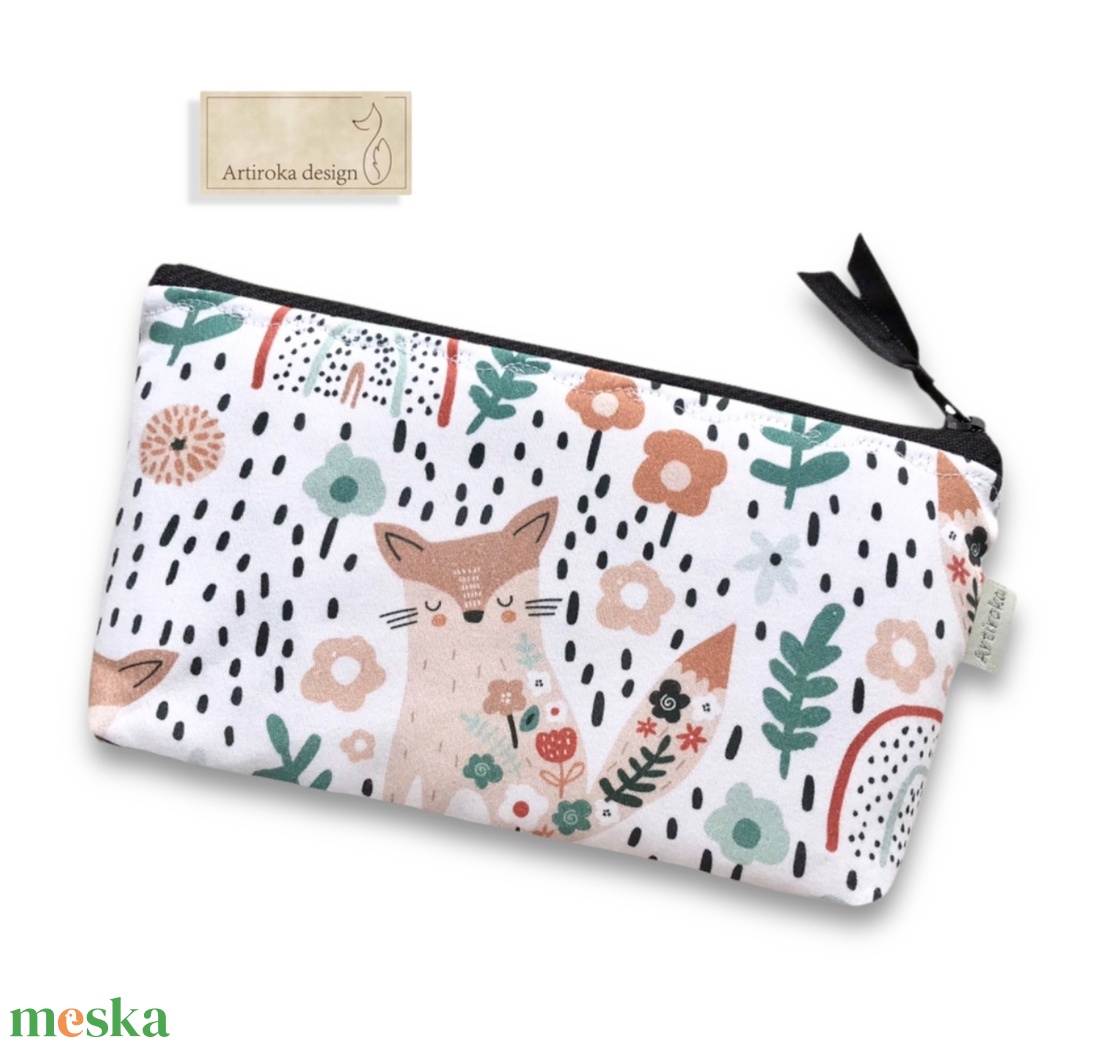 Szerelmes rókák a virágos réten - prémium irattartó pénztárca vagy tolltartó neszesszer - VALENTIN NAP - Artiroka design - táska & tok - neszesszer - Meska.hu