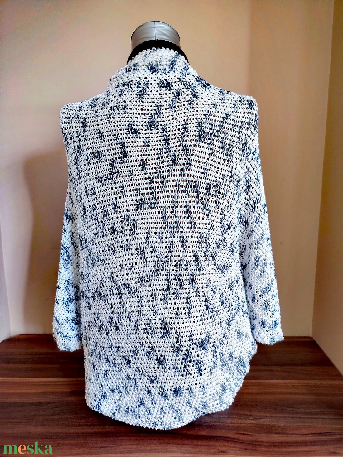 Berni féle veddfelke fehér foltos (12) - ruha & divat - sál, sapka, kendő - vállkendő - Meska.hu