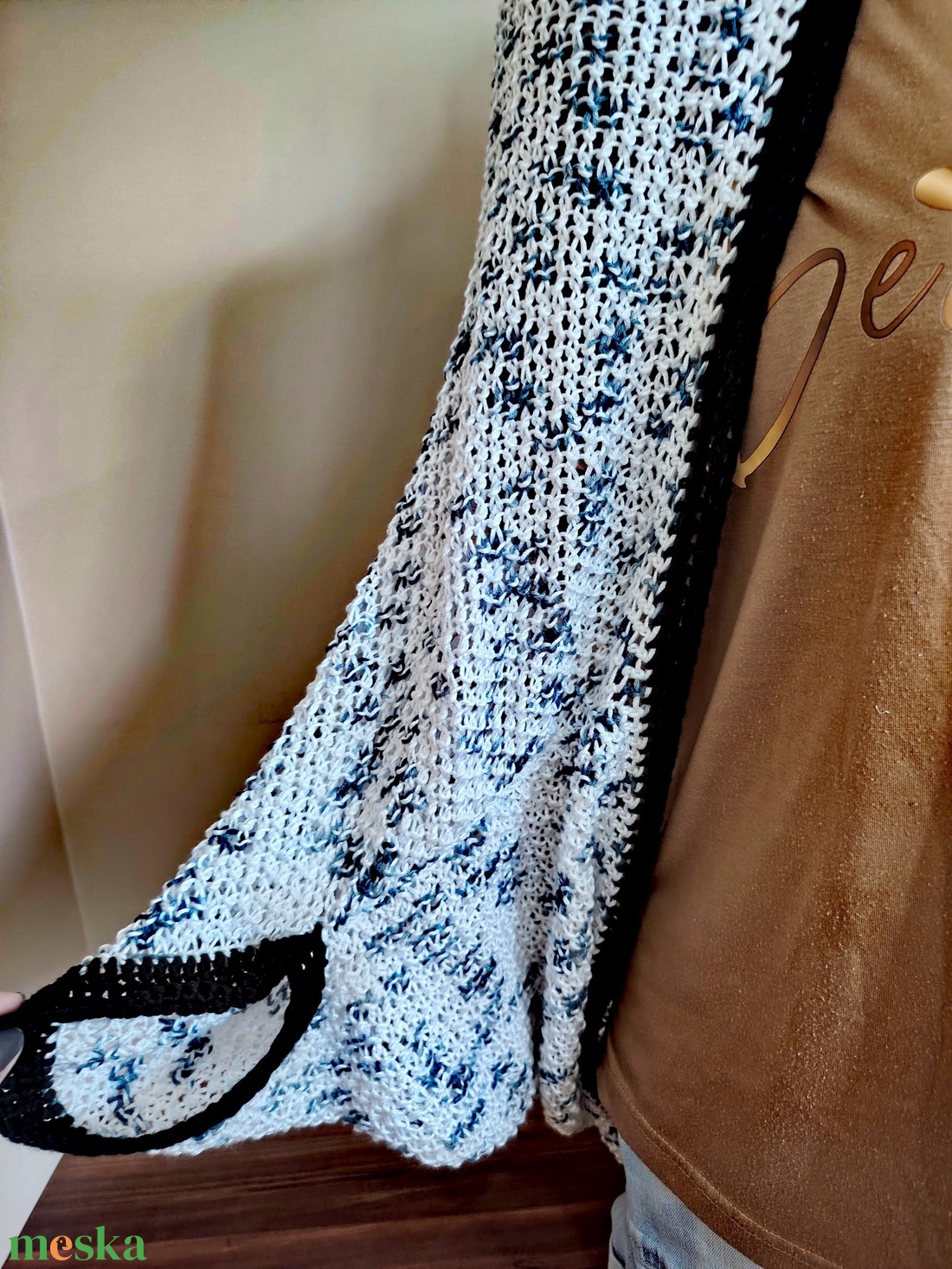 Berni féle veddfelke fehér foltos (12) - ruha & divat - sál, sapka, kendő - vállkendő - Meska.hu