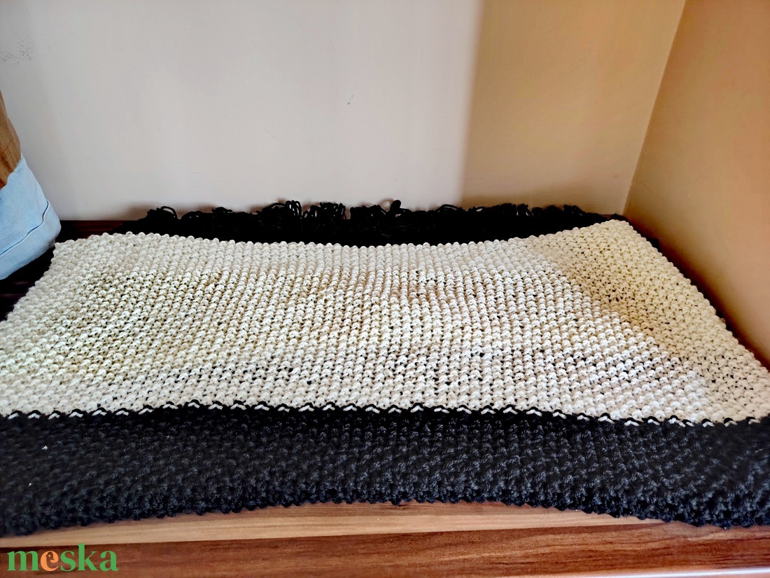 Fekete-fehér stóla (14) - ruha & divat - sál, sapka, kendő - sál - Meska.hu