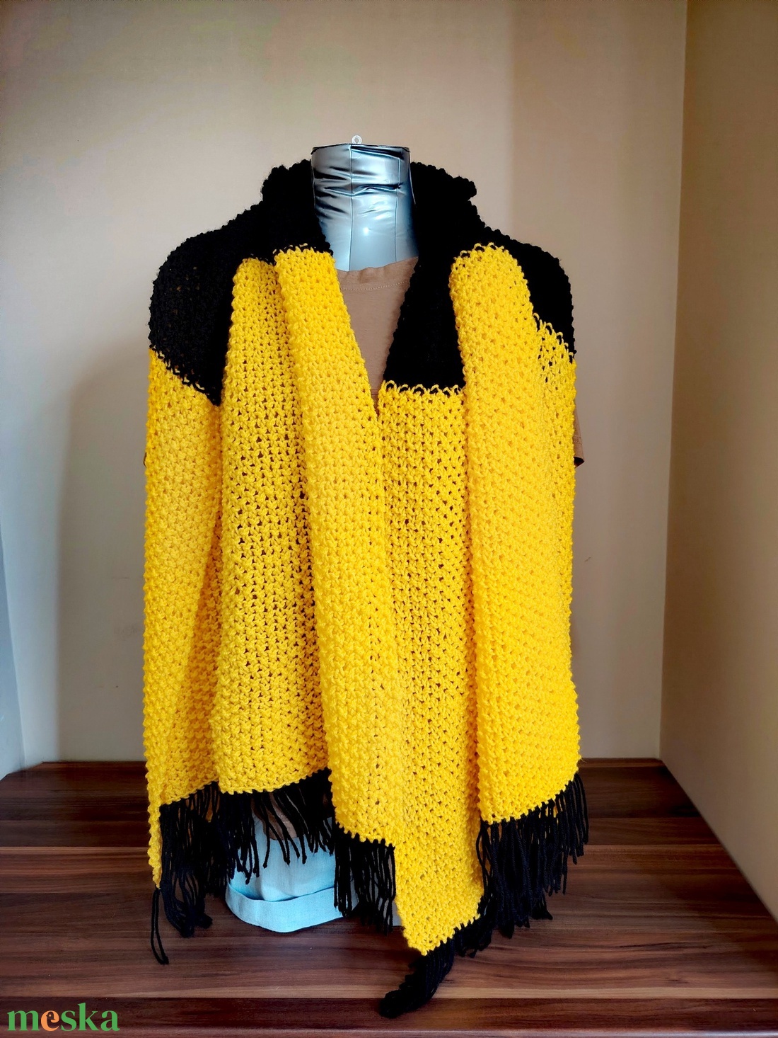 Méhész stóla (19) - ruha & divat - sál, sapka, kendő - sál - Meska.hu