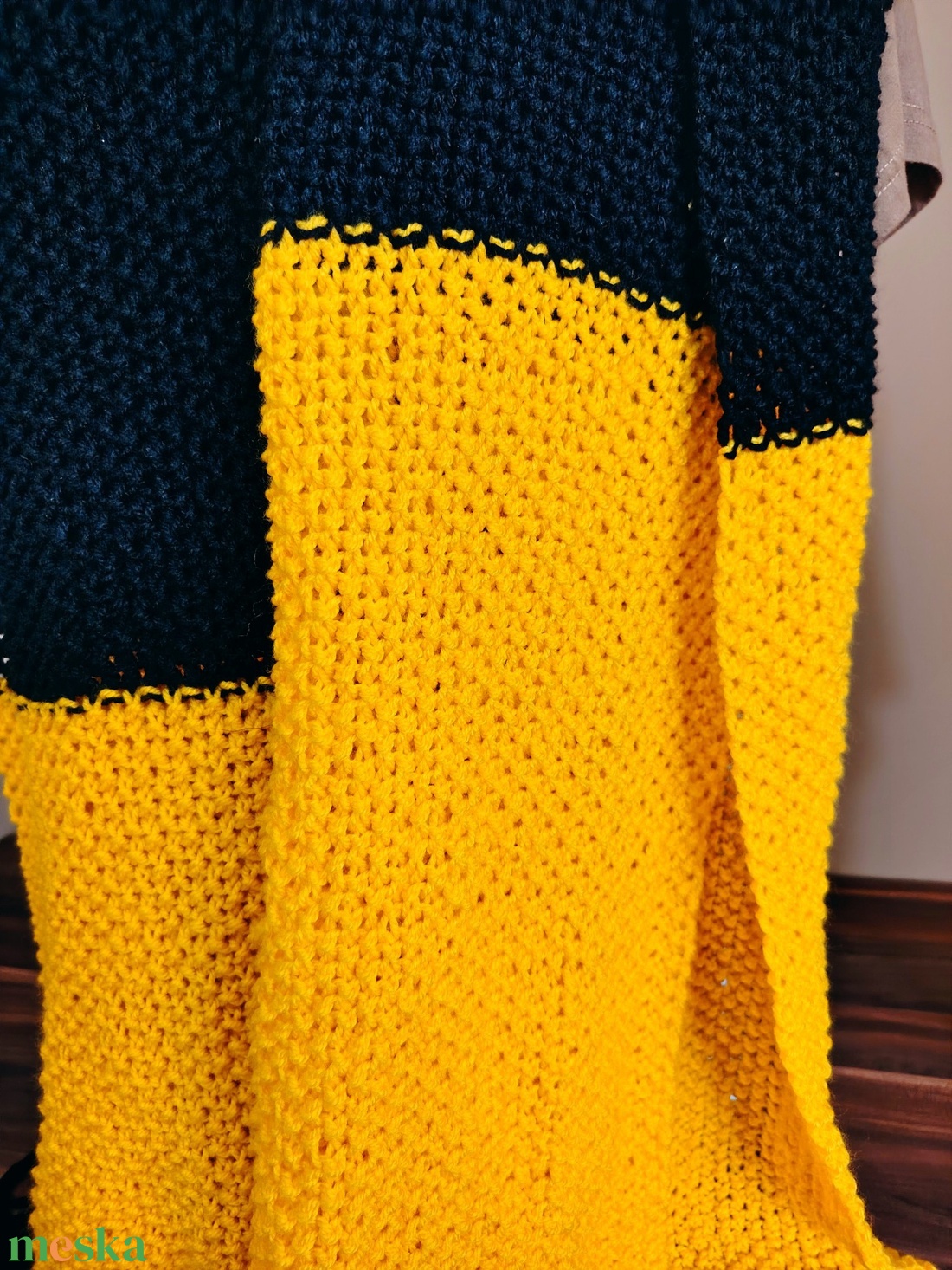 Méhész stóla 2. verzió (20) - ruha & divat - sál, sapka, kendő - sál - Meska.hu