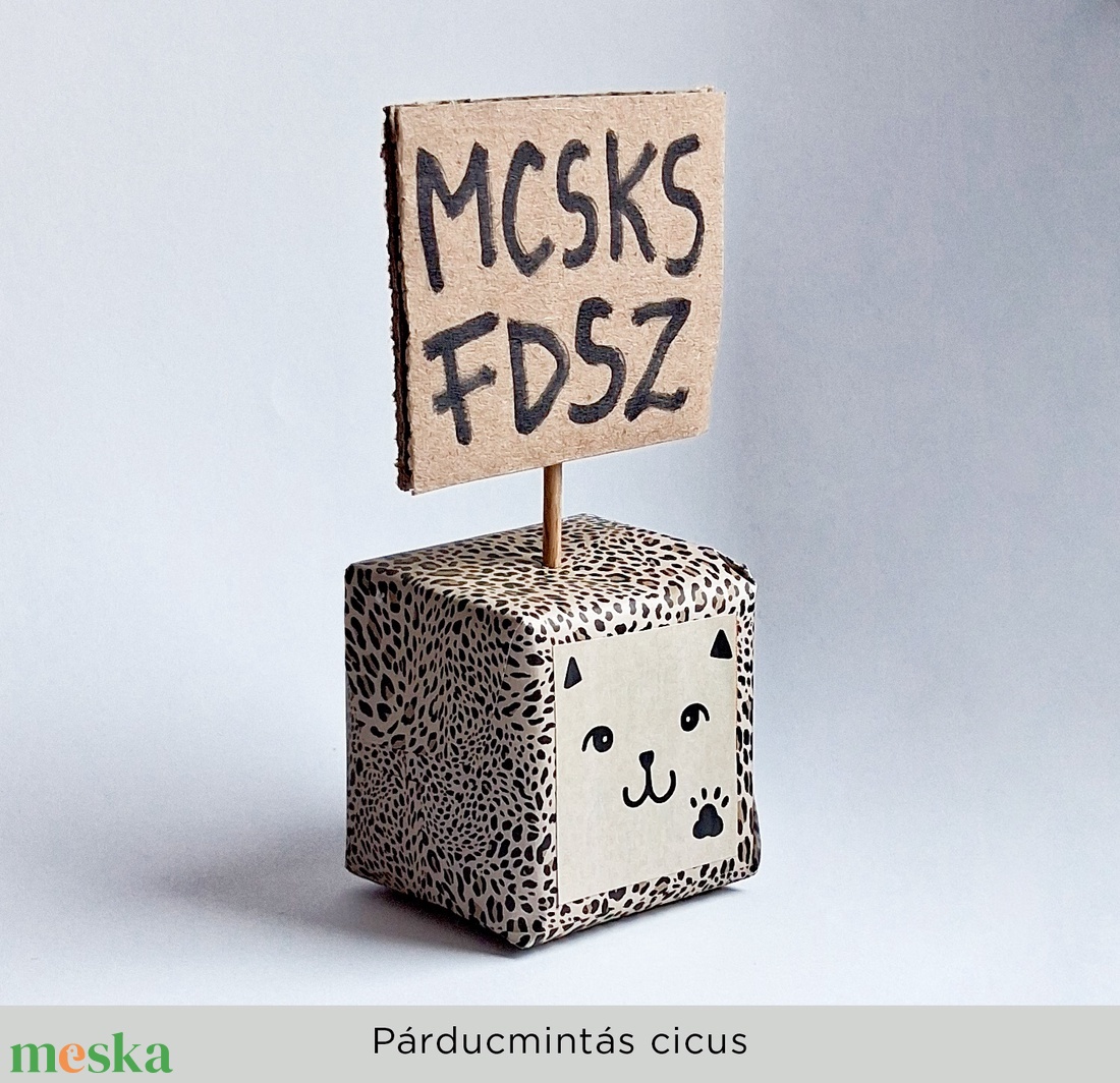 Macskás Fadísz - otthon & életmód - dekoráció - dísztárgy - Meska.hu