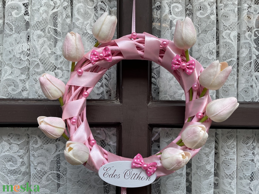 Rózsaszín tulipános ajtódísz fonott kosár alapon - otthon & életmód - dekoráció - ajtó- és ablak dekoráció - ajtódísz & kopogtató - Meska.hu Rózsaszín tulipános ajtódísz fonott kosár alapon - otthon & életmód - dekoráció - ajtó- és ablak dekoráció - ajtódísz & kopogtató - Meska.hu