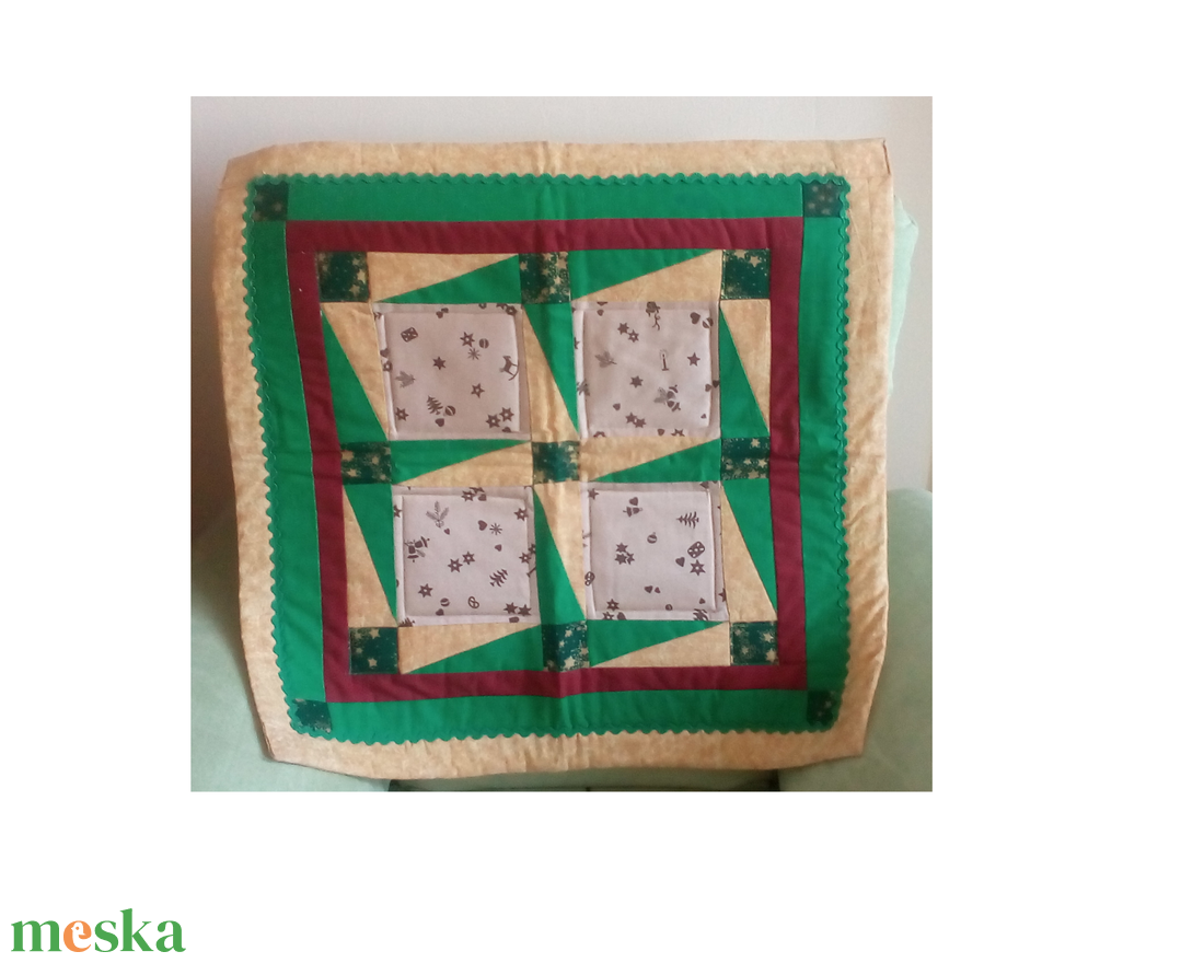 Patchwork terítő, zöld-fehér mintás - otthon & életmód - konyhafelszerelés, tálalás - tálalás - terítő - Meska.hu Patchwork terítő, zöld-fehér mintás - otthon & életmód - konyhafelszerelés, tálalás - tálalás - terítő - Meska.hu