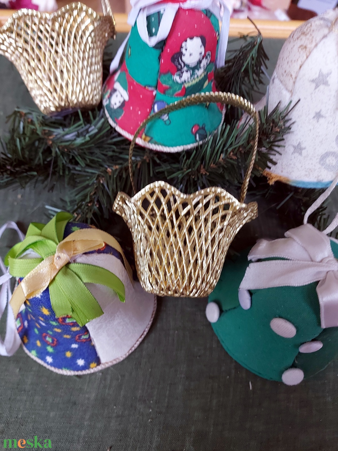 Textil karácsonyfa díszek - karácsony - karácsonyi lakásdekoráció - karácsonyfadíszek - Meska.hu