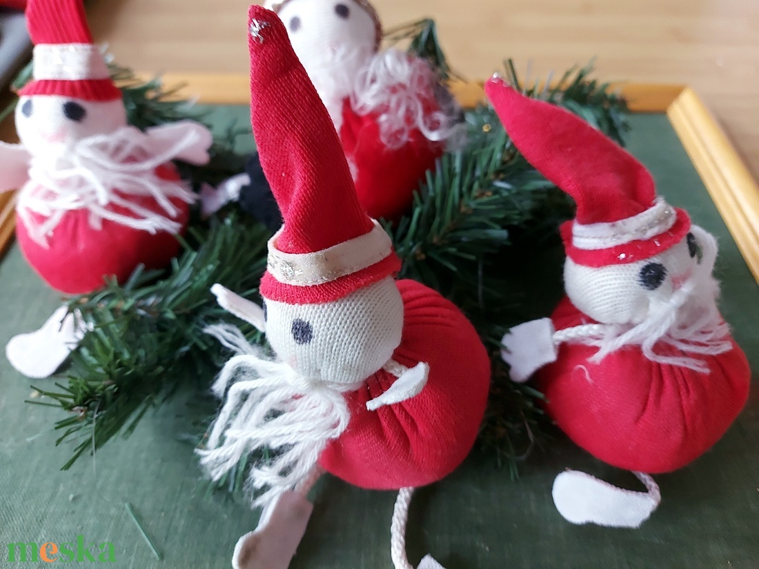 Textil Mikulás  karácsonyfa díszek - karácsony - karácsonyi lakásdekoráció - karácsonyfadíszek - Meska.hu