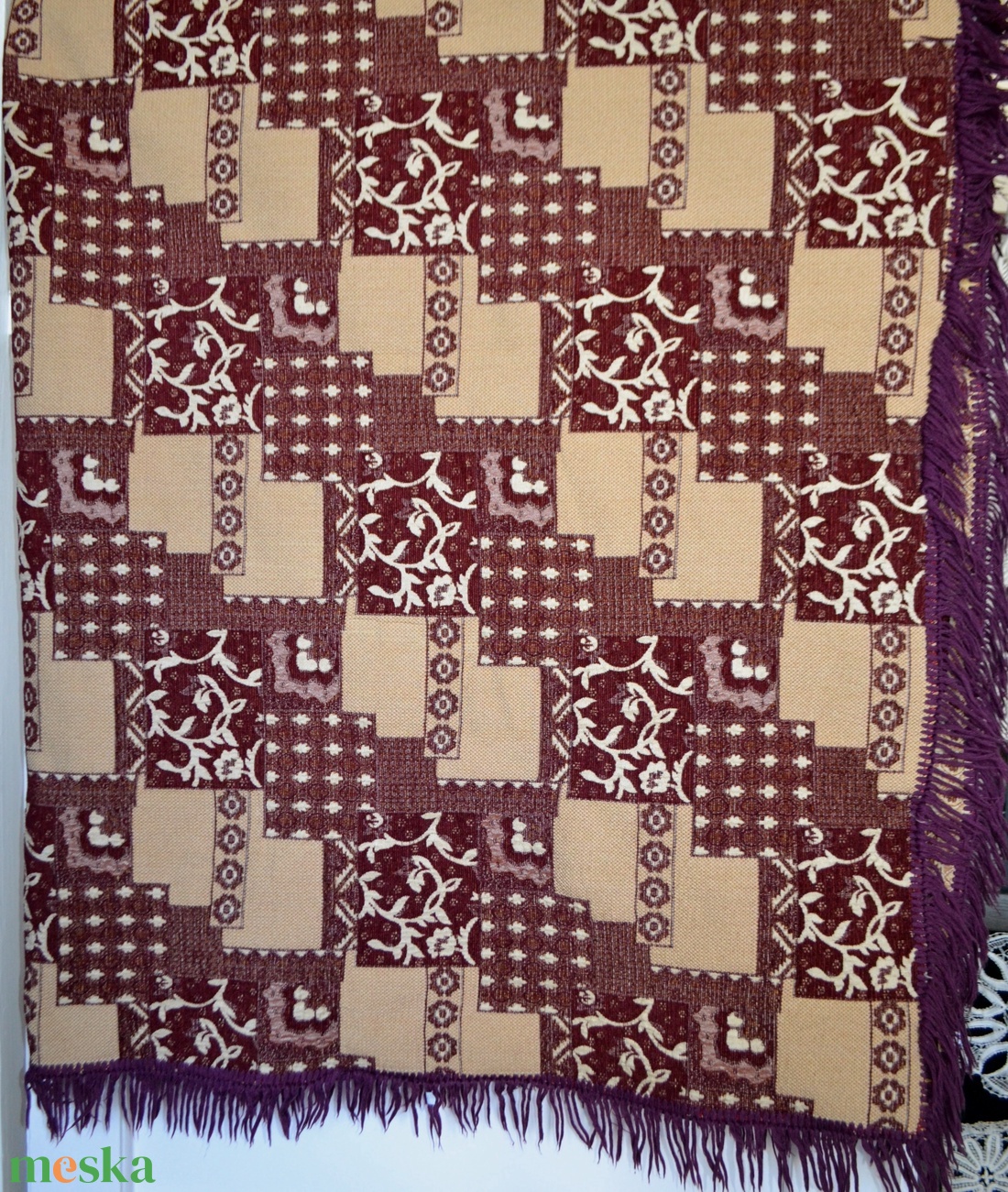 Asztalterítő mintás szövött - otthon & életmód - dekoráció - asztal és polc dekoráció - asztaldísz - Meska.hu