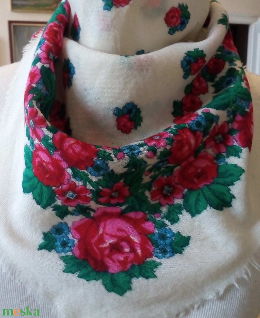 Rojtozott szélű színes  népi kasmír kendő - ruha & divat - sál, sapka, kendő - vállkendő - Meska.hu Rojtozott szélű színes  népi kasmír kendő - ruha & divat - sál, sapka, kendő - vállkendő - Meska.hu