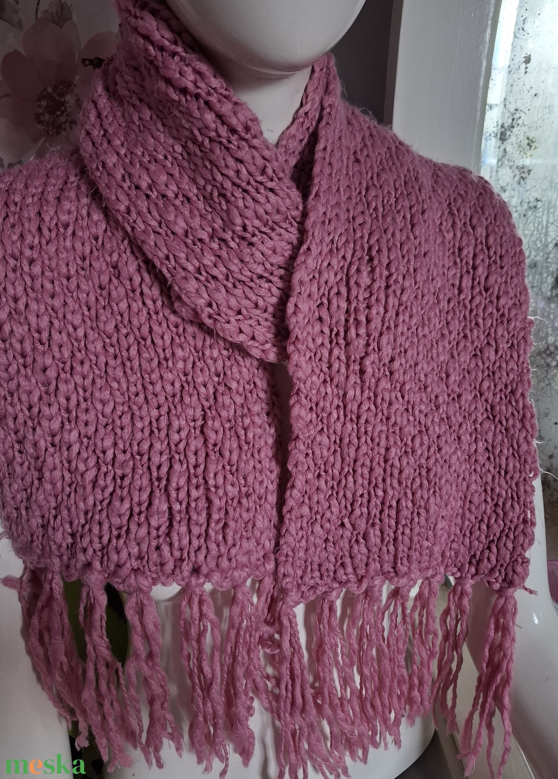 Hosszú kötött sál rojtokkal - ruha & divat - sál, sapka, kendő - kalap - Meska.hu