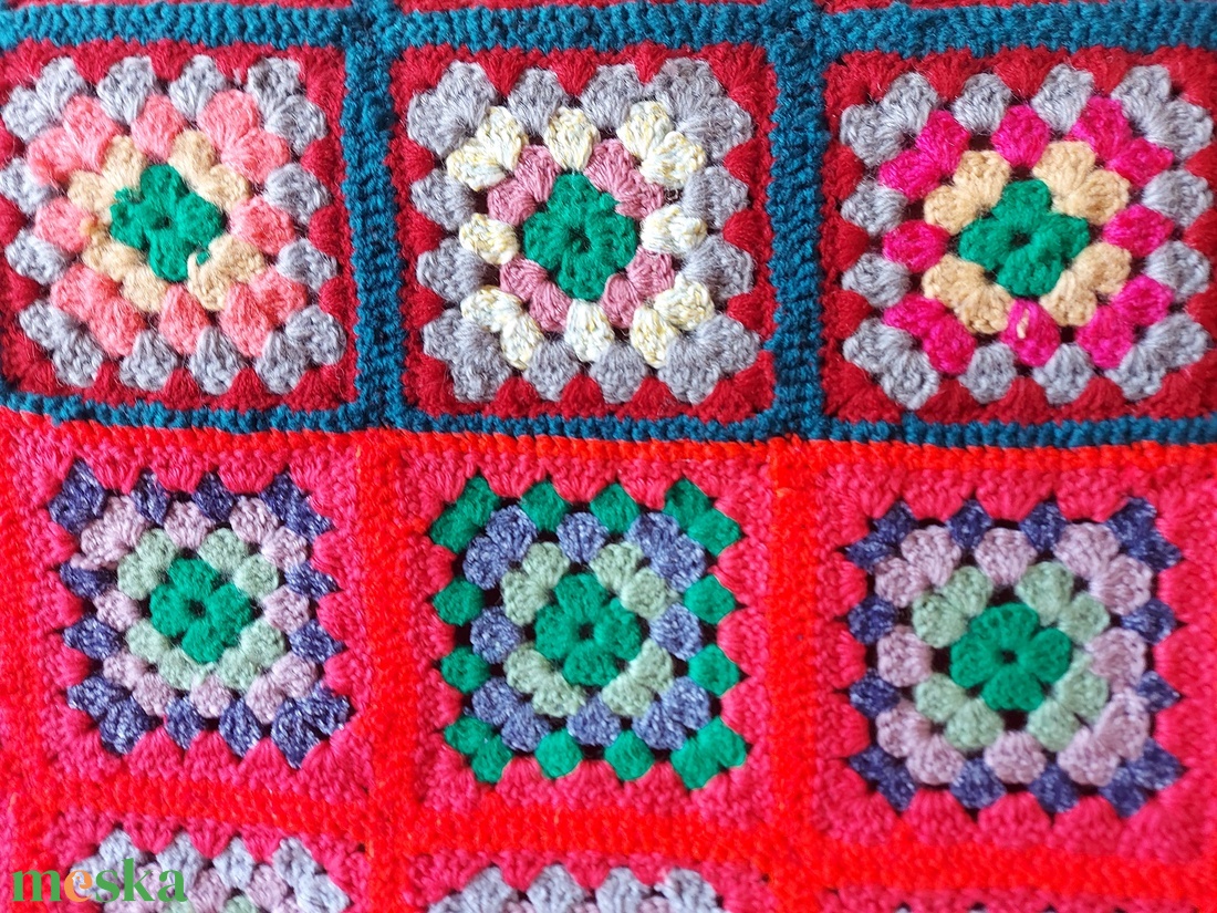 Horgolt ágytakaró, granny mintás - otthon & életmód - lakástextil - ágytakaró - Meska.hu