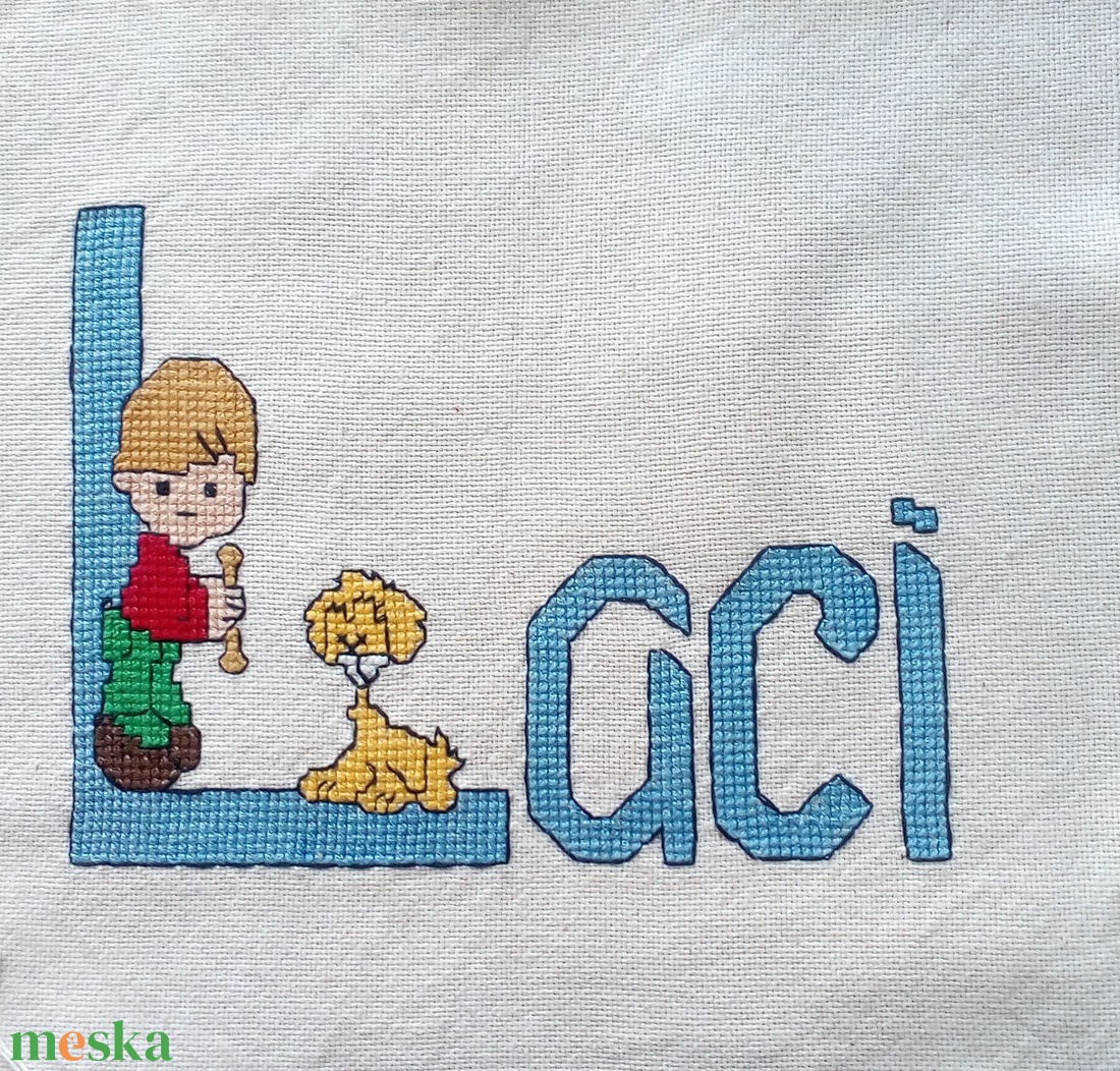 Keresztszemes hímzéssel készült névfelirat, keret nélkül - baba - mama - babaszoba dekoráció - babaszoba kép - Meska.hu