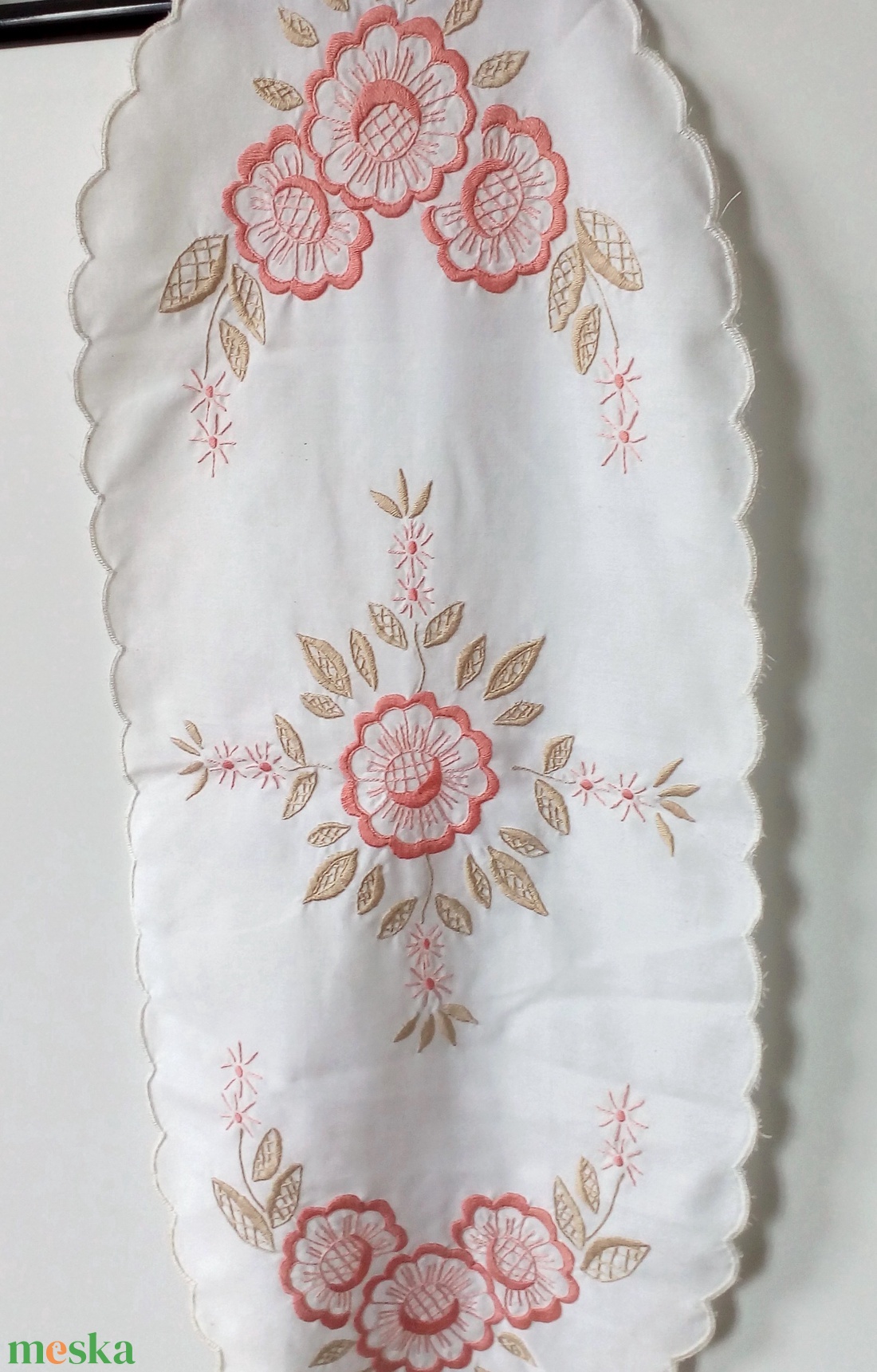 Hímzett asztalterítő - ünnepi díszek, dekorációk - húsvéti díszek és dekorációk - húsvéti abrosz, terítő - Meska.hu