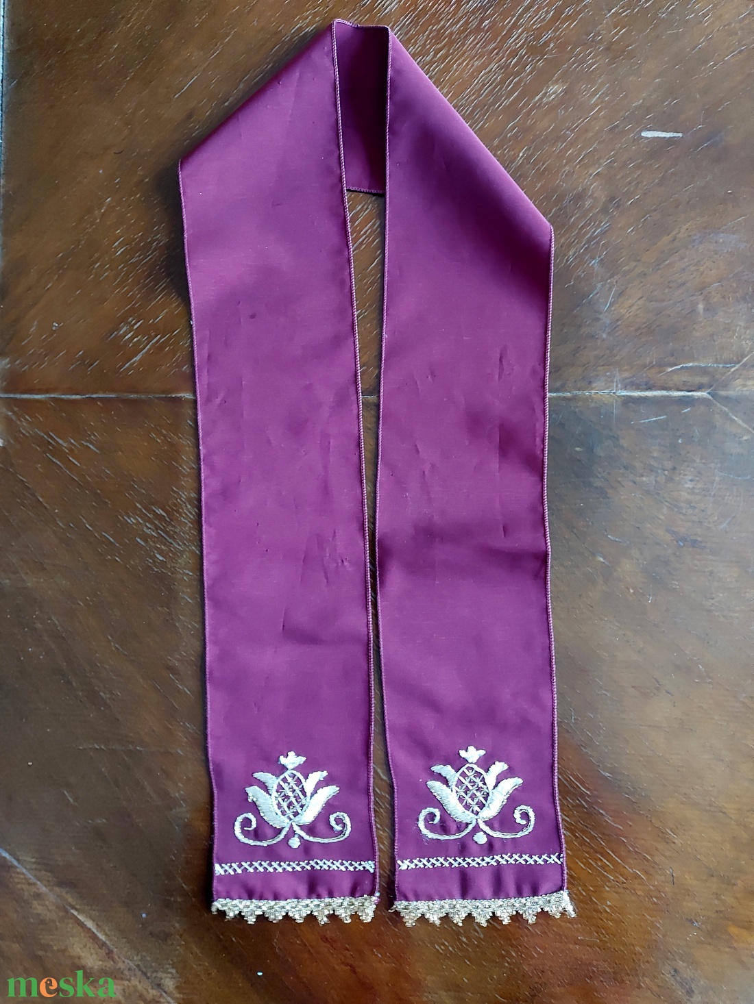   Dísz szalag úrihímzéssel - otthon & életmód - lakástextil - abrosz, terítő - asztalfutó - Meska.hu