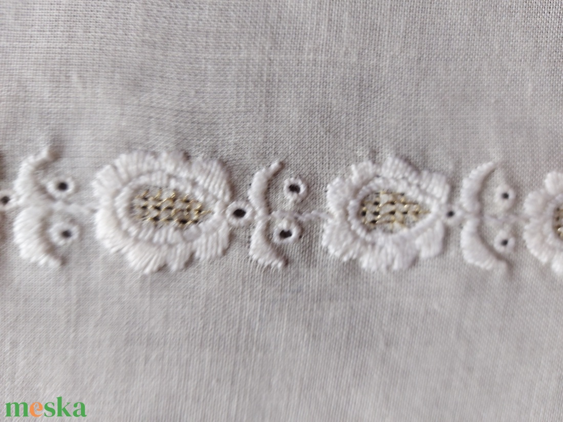 Kis terítő szett úrihímzéssel - otthon & életmód - lakástextil - abrosz, terítő - asztalfutó - Meska.hu