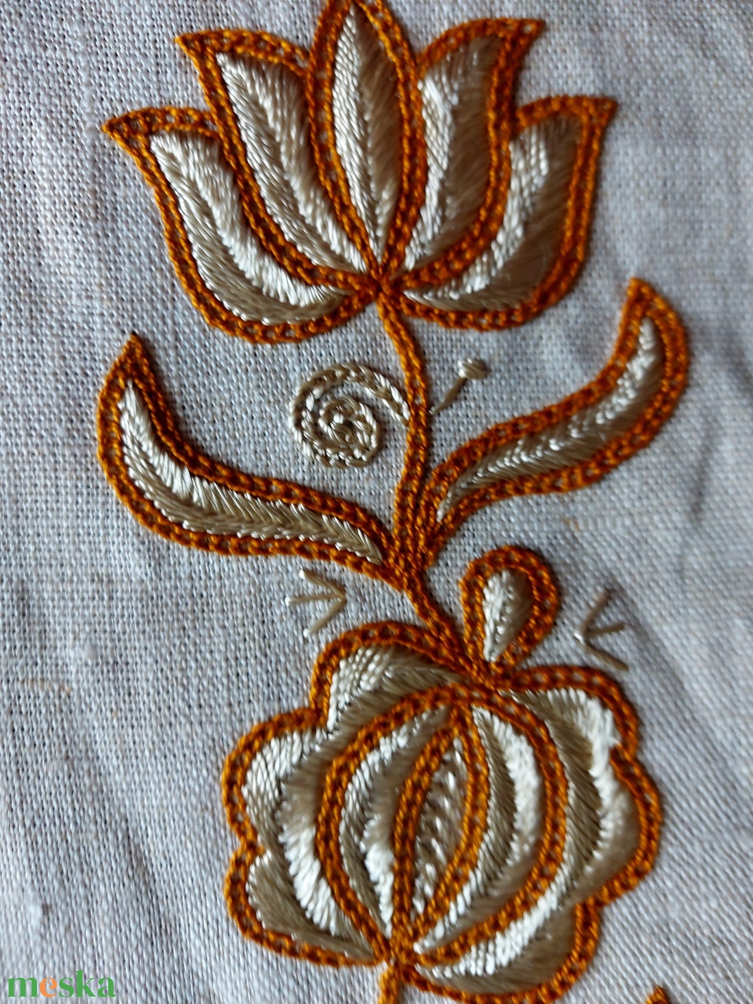   Asztali futó buzsáki boszorkányos  hímzéssel - otthon & életmód - lakástextil - abrosz, terítő - asztalfutó - Meska.hu