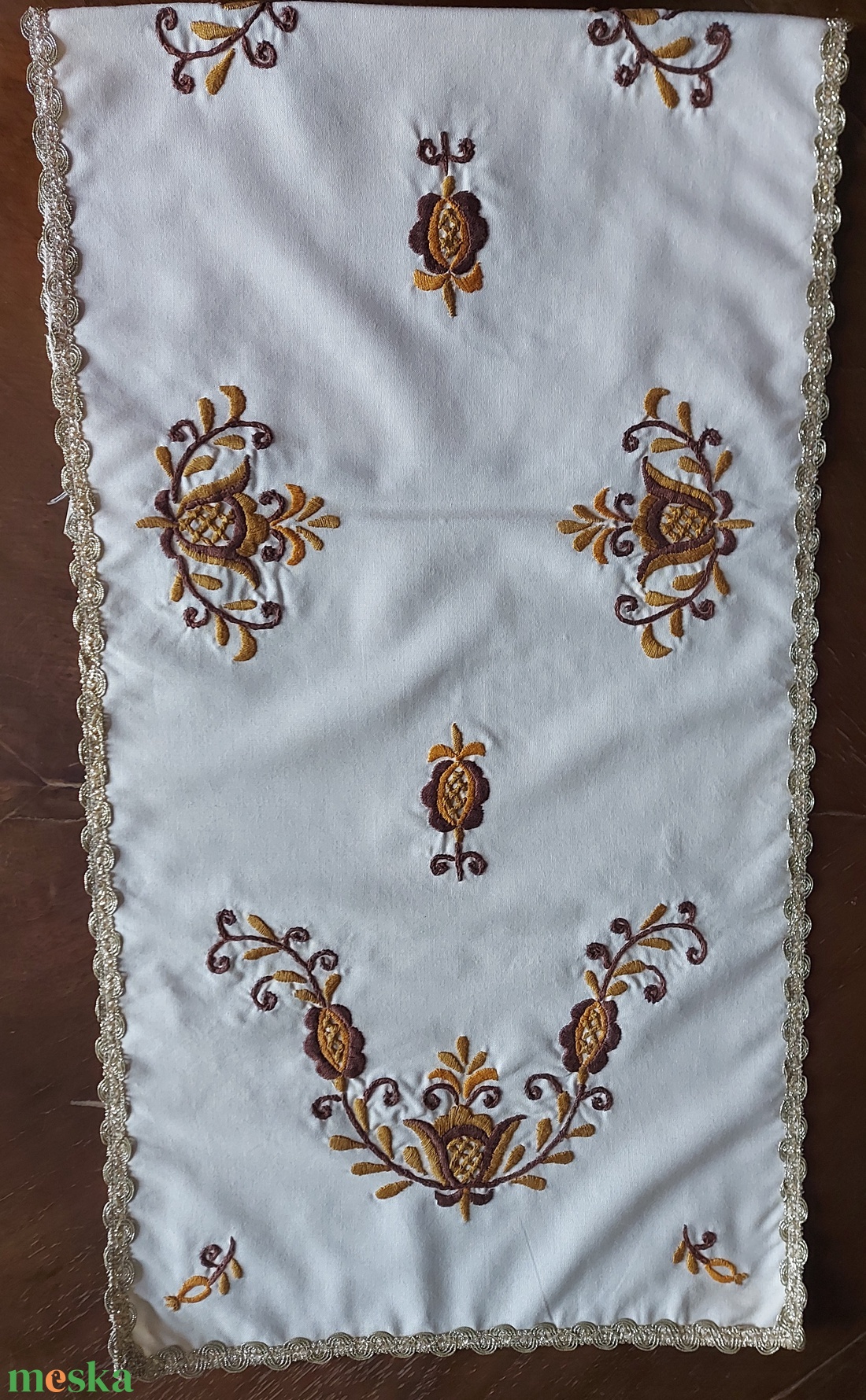   Hímzett asztali  szett  - otthon & életmód - lakástextil - abrosz, terítő - asztalfutó - Meska.hu