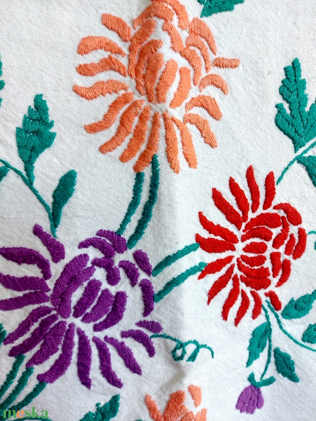 Hímzett dísztörölköző rojtozással - otthon & életmód - fürdőszoba - törölköző - Meska.hu