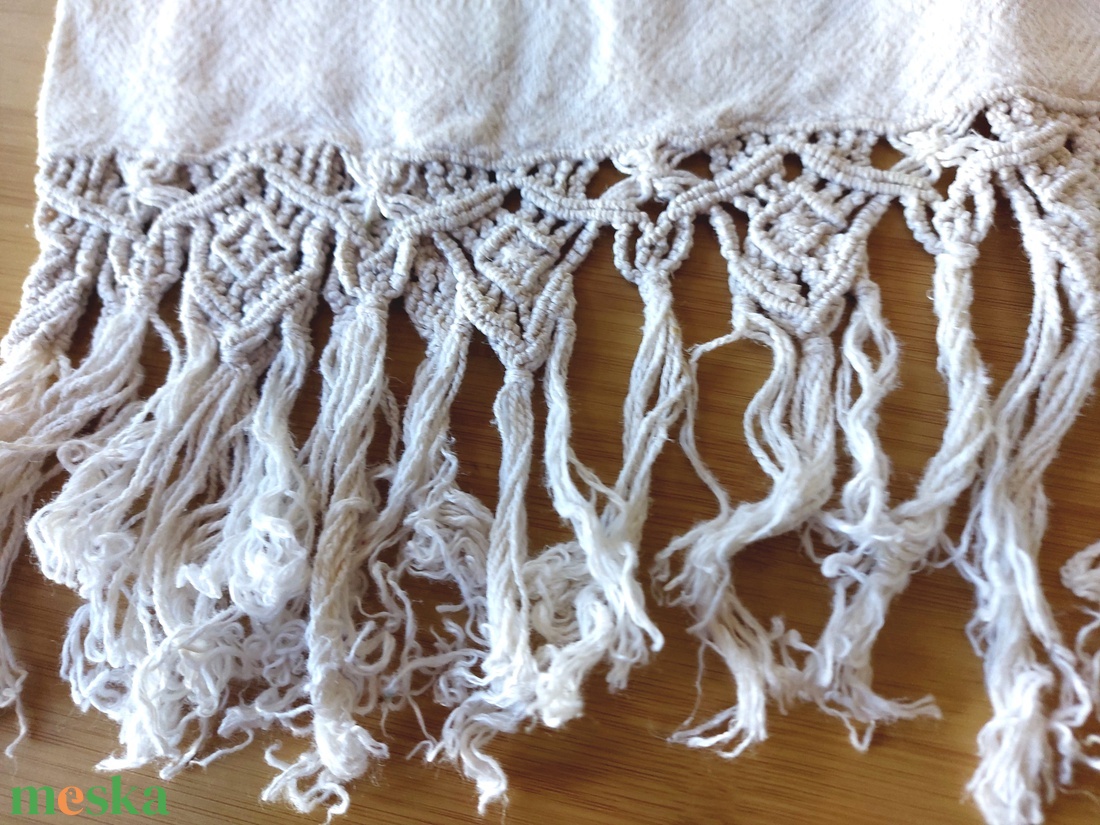 Szövött   fehér dísztörölköző  - otthon & életmód - fürdőszoba - törölköző - Meska.hu