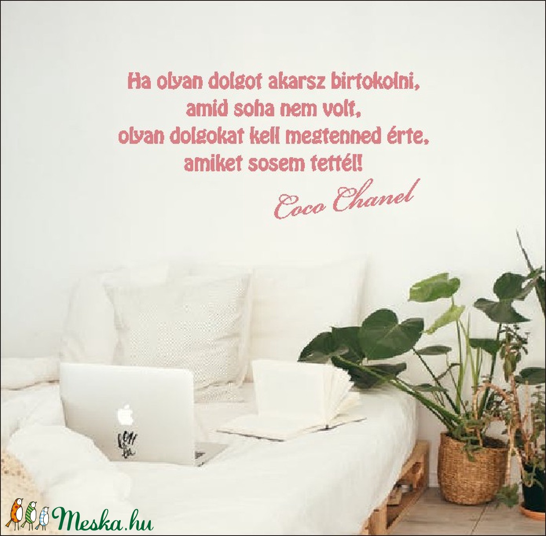 Chanel idézet falmatrica 88x41 cm - - Meska.hu Chanel idézet falmatrica 88x41 cm - - Meska.hu